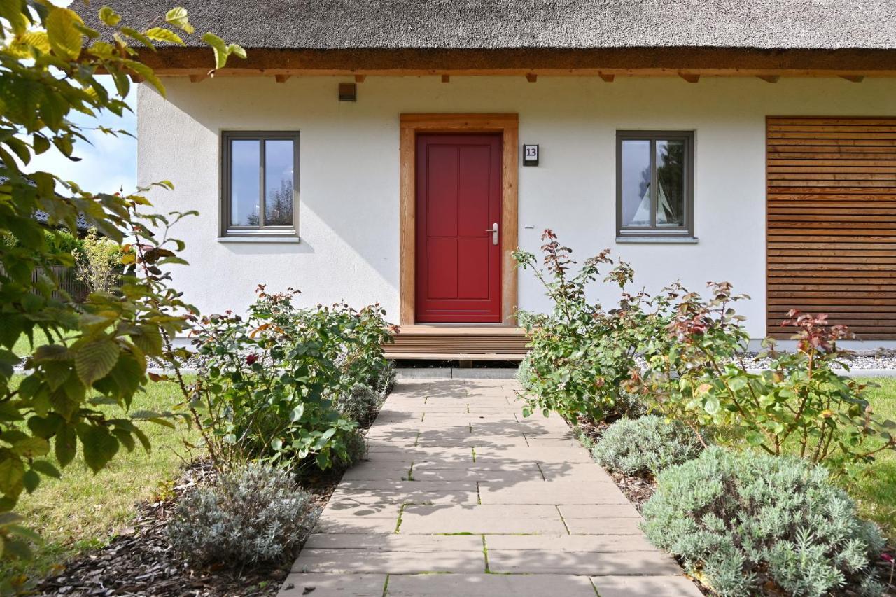 Reetdachhaus "Treibholz" Villa วีคเอาฟ์รือเกน ภายนอก รูปภาพ